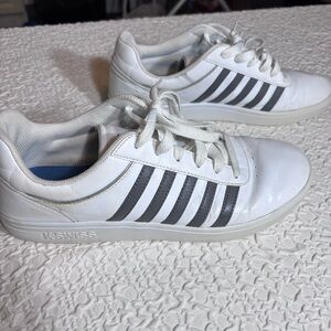 K-Swiss Court Cheswick White Gray Leather Classic Retro Tennis Sneakers|Wmns 10